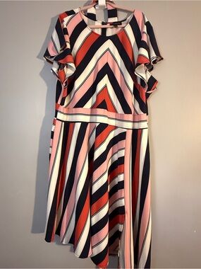 Lane Bryant Sz 26 
Striped Dress in Navy, Coral, Cream, Pink